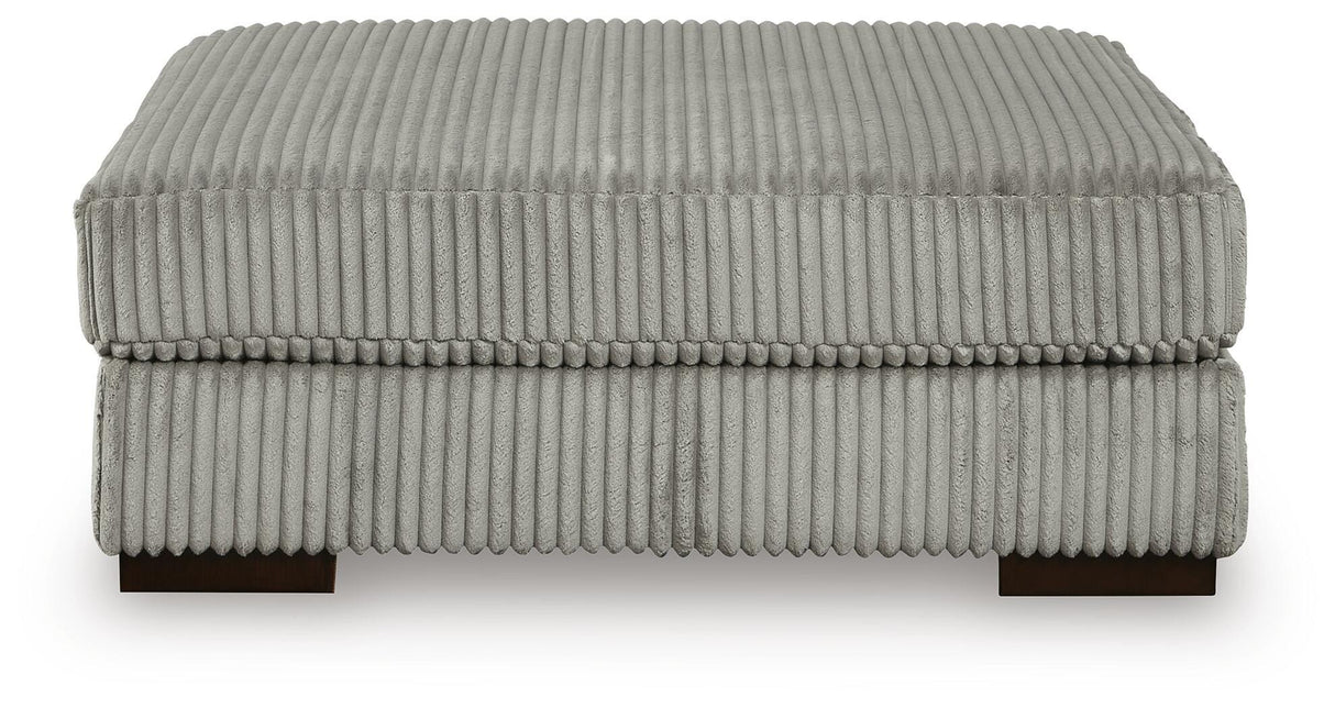 Lindyn 3-Piece Sectional with Ottoman - 21105U10