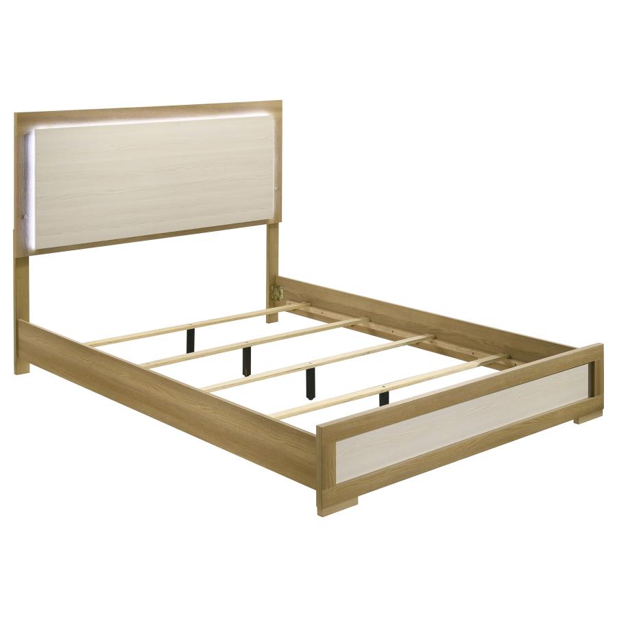 Hyland 4-piece Eastern King Bedroom Set Natural - 215651KE-S4X
