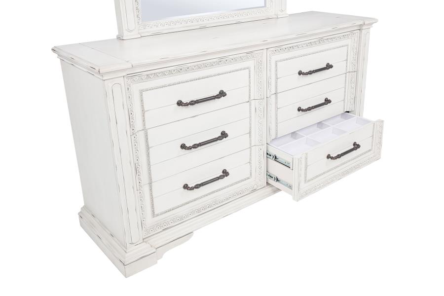 McKinney 5-piece Eastern King Bedroom Set Vintage White - 215871KE-S5