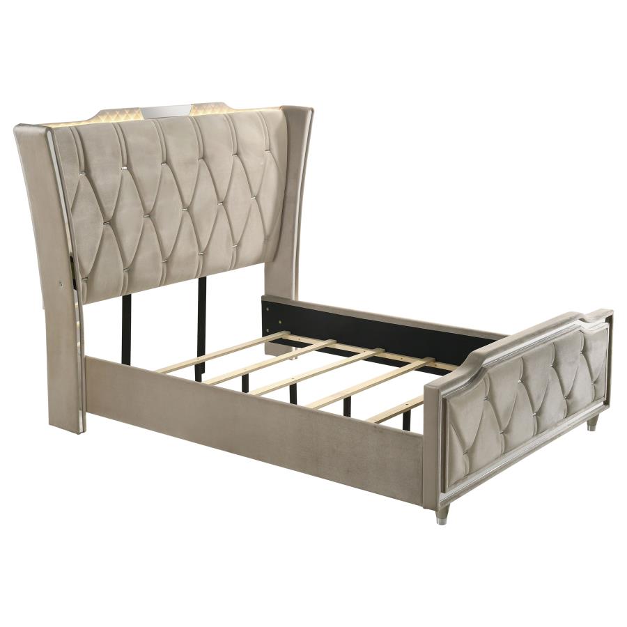 Lorient 4-piece Queen Bedroom Set Ivory and Camel - 222661Q-S4B