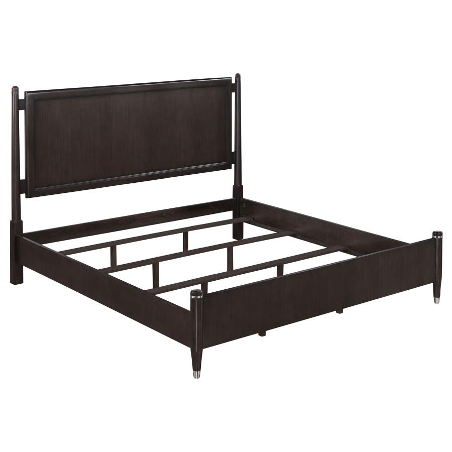 Emberlyn 5-piece Queen Bedroom Set Brown - 223061Q-S5