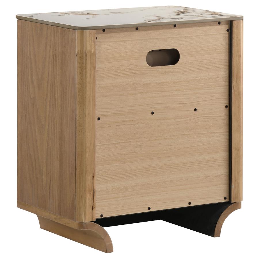 Leanne 4-piece Queen Bedroom Set Light Oak - 223131Q-S4