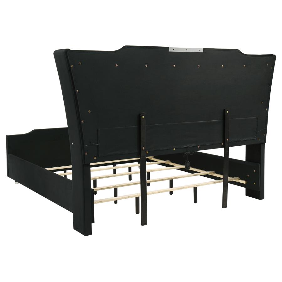 Lorient 5-piece Eastern King Bedroom Set Black - 223161KE-S5B