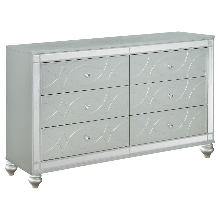 Gunnison 5-piece California King Bedroom Set Silver Metallic - 223211KW-S5
