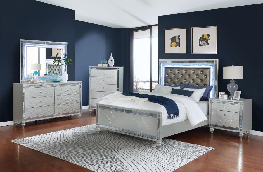 Gunnison 5-piece Queen Bedroom Set Silver Metallic - 223211Q-S5