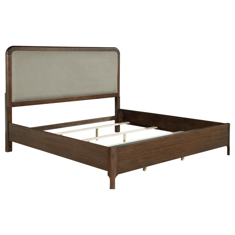 Maderia 4-piece Eastern King Bedroom Set Walnut - 223321KE-S4