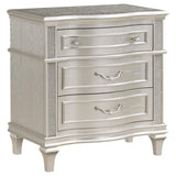 Evangeline 4-piece Eastern King Bedroom Set Silver Oak - 223391KE-S4