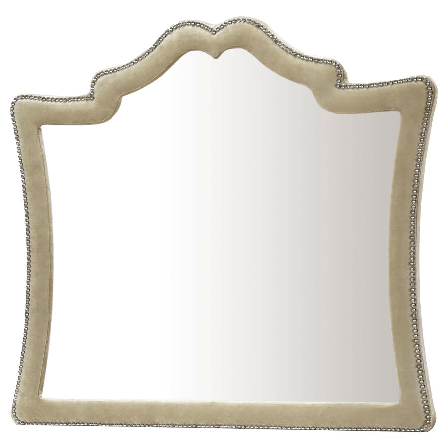 Antonella 5-piece California King Bedroom Set Ivory - 223521KW-S5