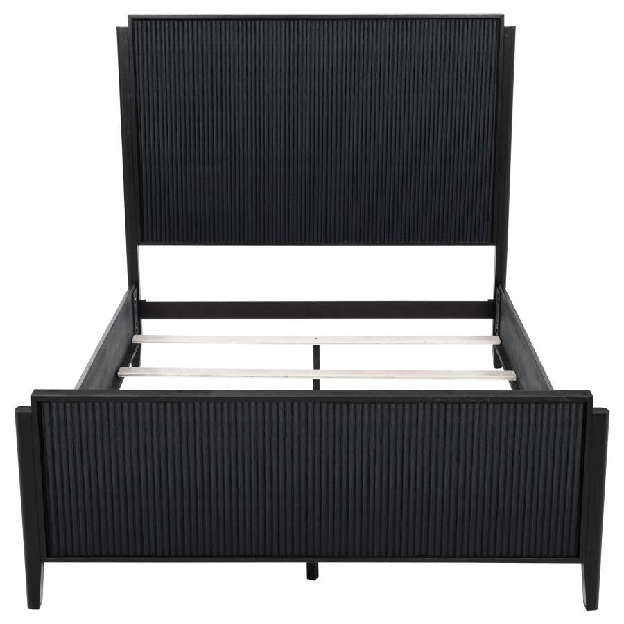 Brookmead Wood Queen Panel Bed Black - 224711Q