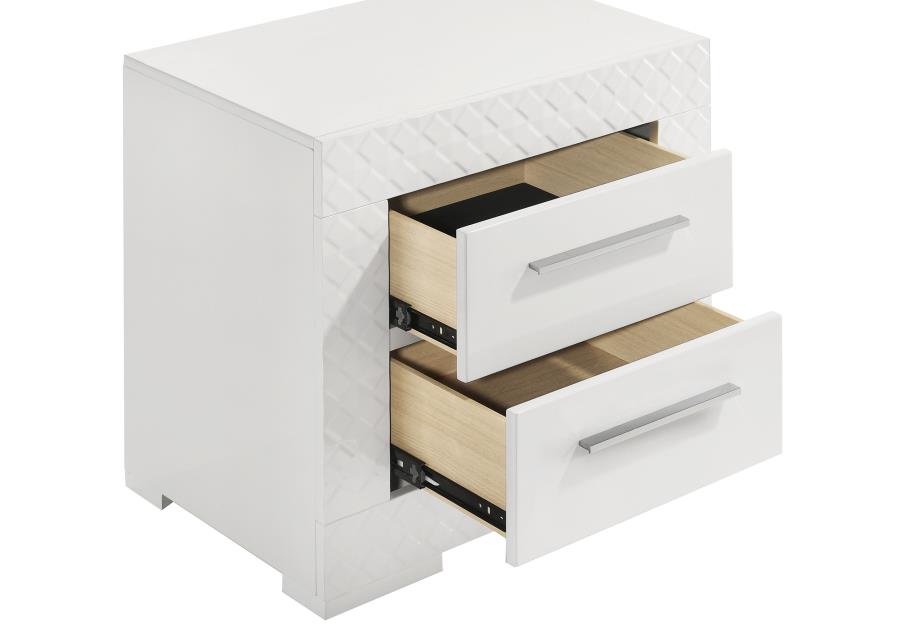 Ives 4-piece Eastern King Bedroom Set White High Gloss - 224941KE-S4
