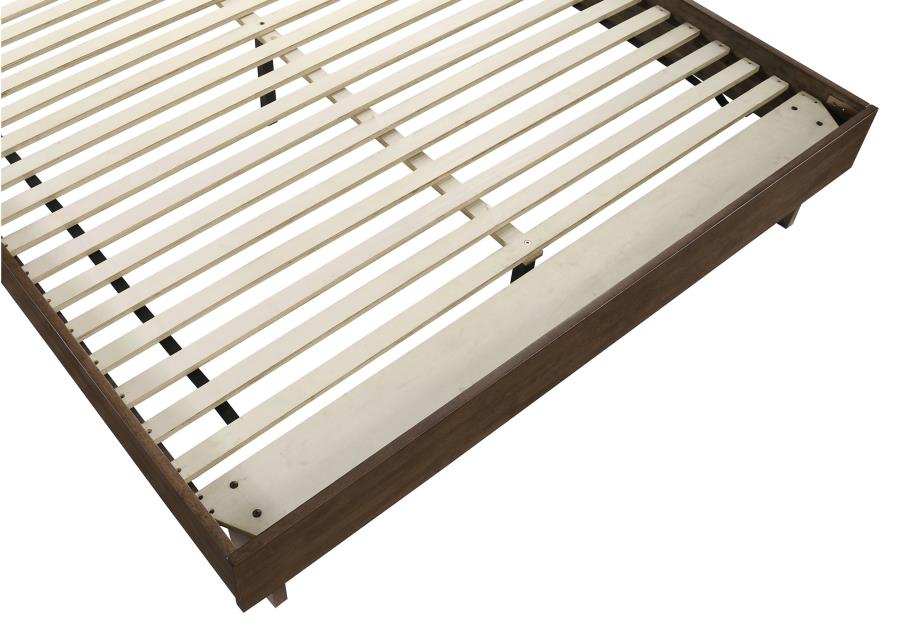 Glenwood 48-inch Queen Platform Panel Bed Warm Brown - 225011Q