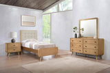 Robyn 4-piece Twin Bedroom Set Light Ash - 225091T-S4