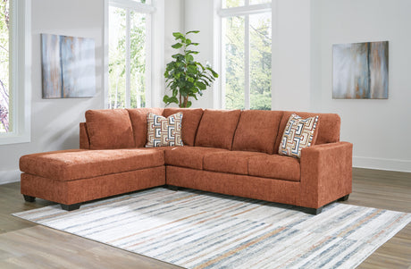 Aviemore 2-Piece Sectional with Chaise - 24304S1