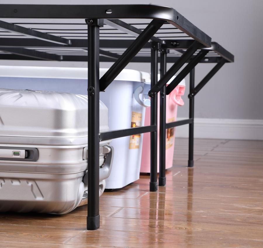 Mabel Metal Eastern King Mattress Support Platform Bed Black - 305957KE