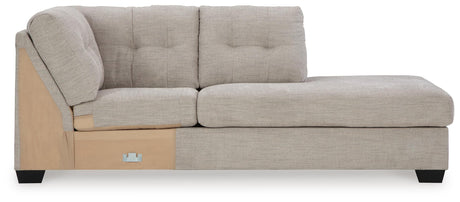 Mahoney Right-Arm Facing Corner Chaise - 3100417