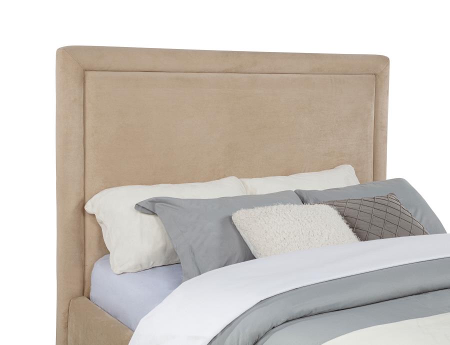 Lawson 54-inch Upholstered Queen Platform Bed Light Saddle - 315835LQ