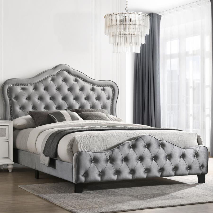Bella Upholstered Queen Panel Bed Grey - 315871Q