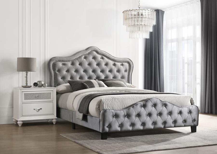 Bella Upholstered Queen Panel Bed Grey - 315871Q