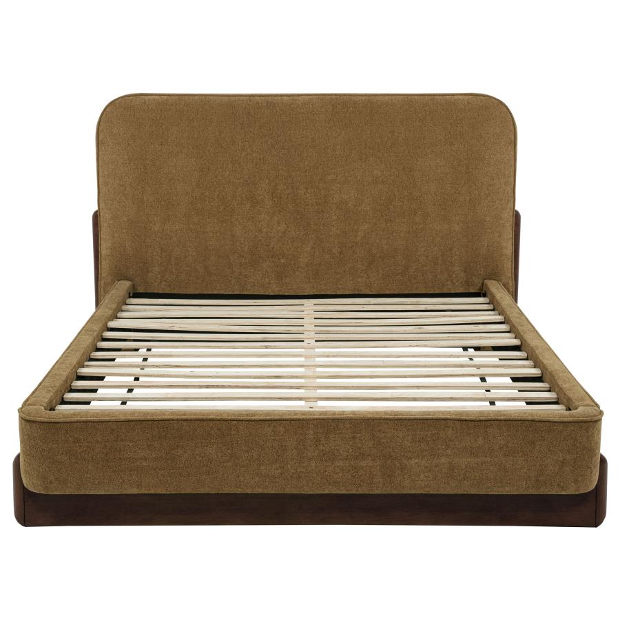 Baldacci Upholstered Queen Platform Bed Curry and Walnut - 315954Q