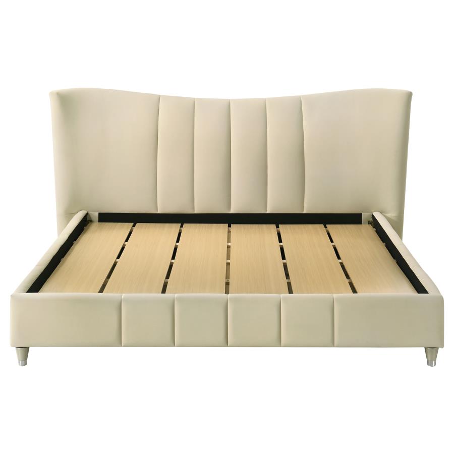 Evelyn Upholstered Eastern King Panel Platform Bed Ivory - 315956KE