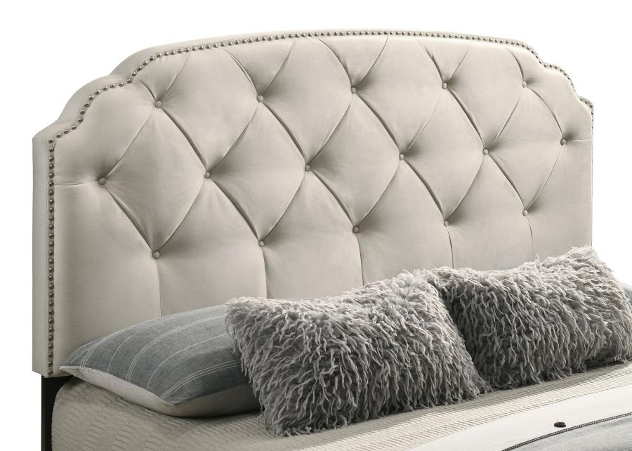 Marianna 4-drawer Upholstered Eastern King Storage Bed Cream - 316011KE