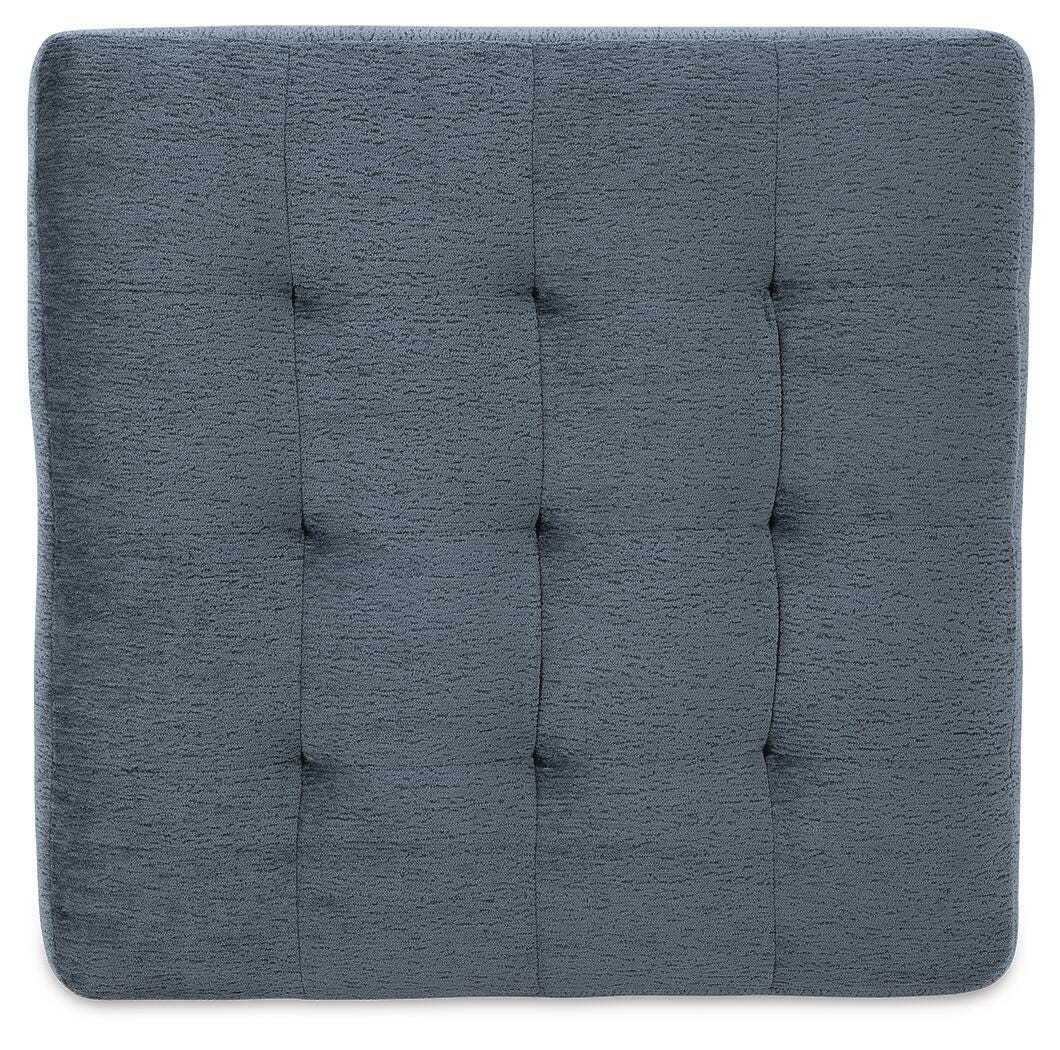 Maxon Place Oversized Accent Ottoman - 3300308