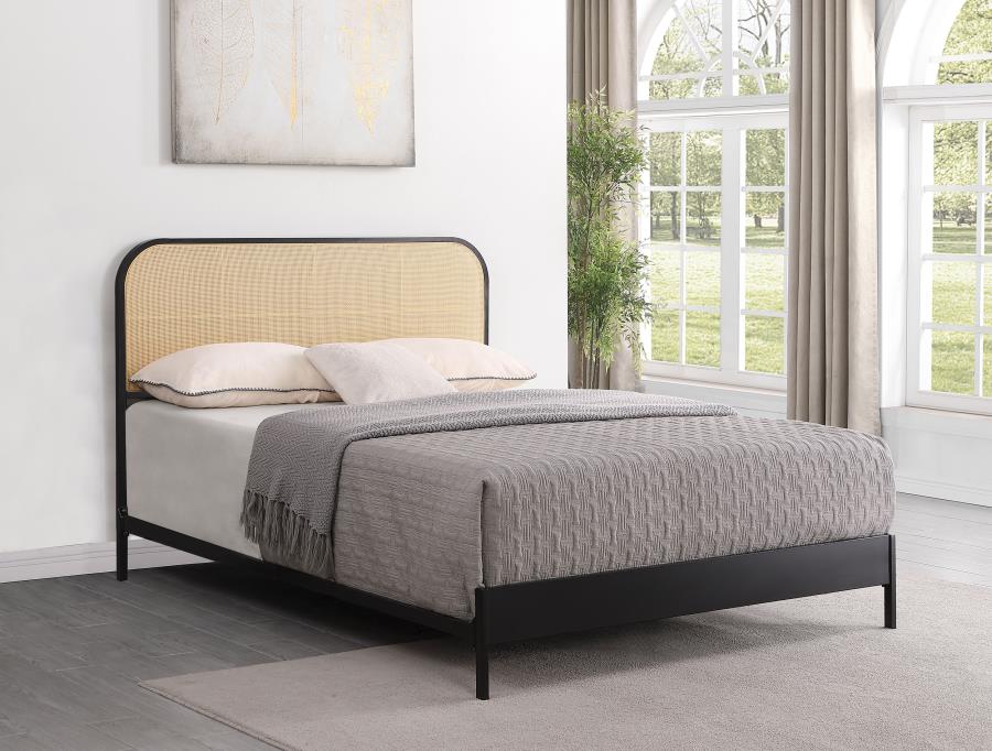 Amherst Radio Weave Rattan Metal Queen Bed Black - 360351Q