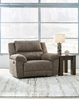 Laresview Oversized Recliner - 3720352