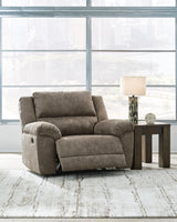 Laresview Oversized Recliner - 3720352