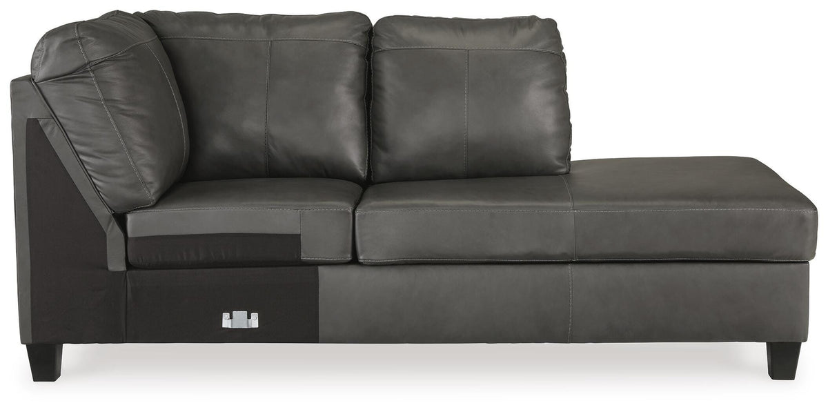 Valderno Right-Arm Facing Corner Chaise - 4780417