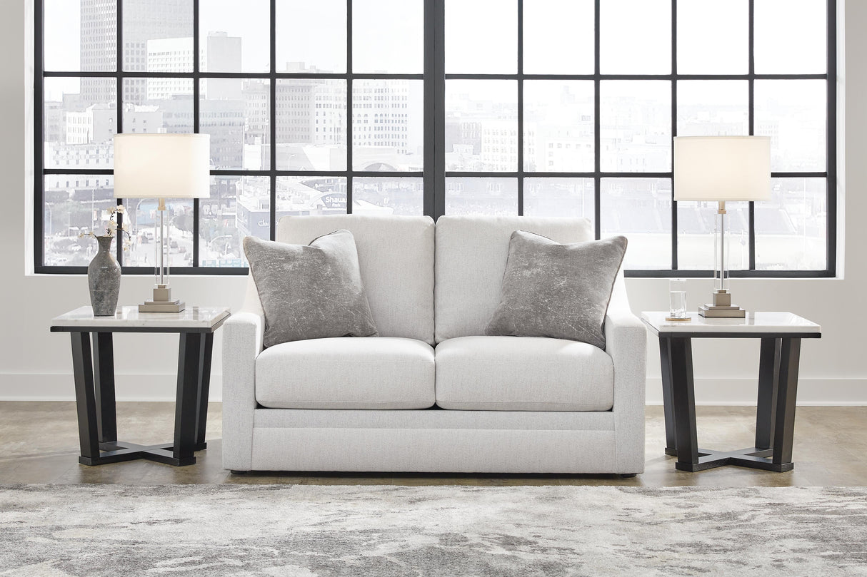 Maitelynn Loveseat - 4820235