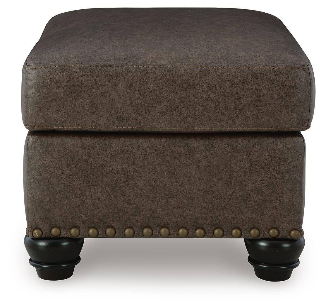 Roxmere Ottoman - 5550314