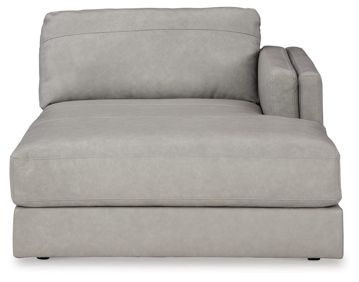 Amiata 2-Piece Sectional with Chaise and Ottoman - 57404U1