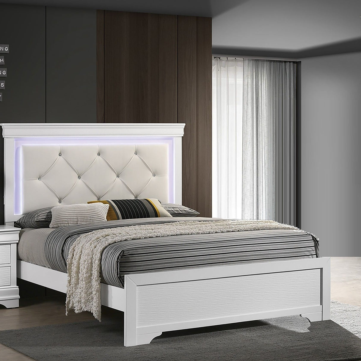 Tufted Headboard Bed With LED Lighting