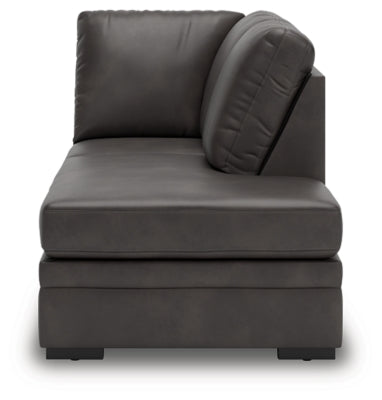 Lofton-Pike Right-Arm Facing Corner Chaise - PC6161017