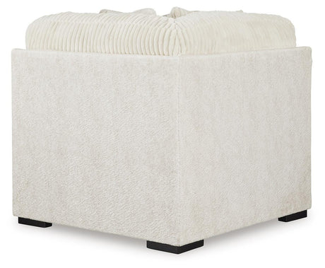 Chessington 3-Piece Sectional and Ottoman - 61904U3