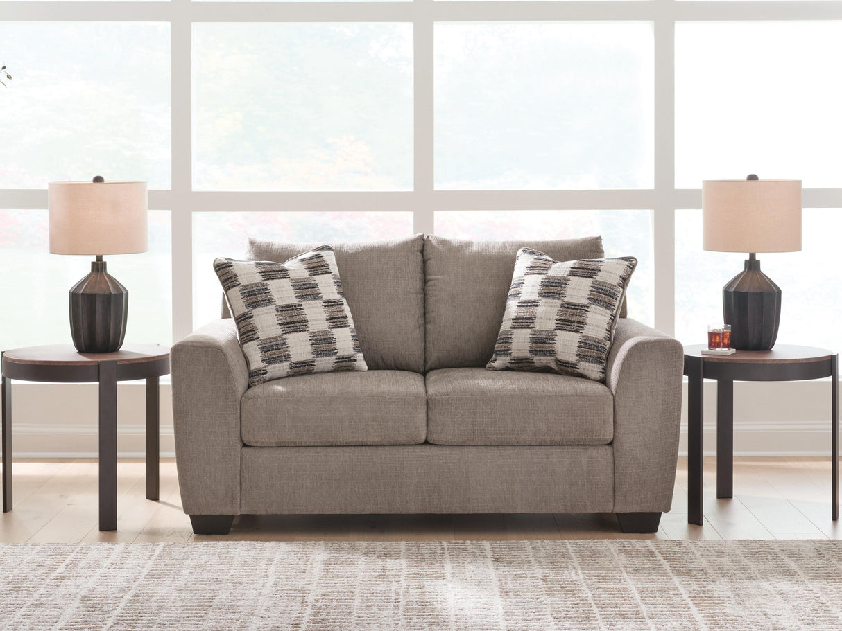 Loreo Loveseat - 6310235