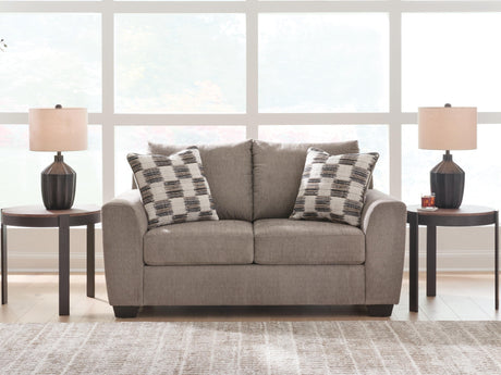 Loreo Loveseat - 6310235