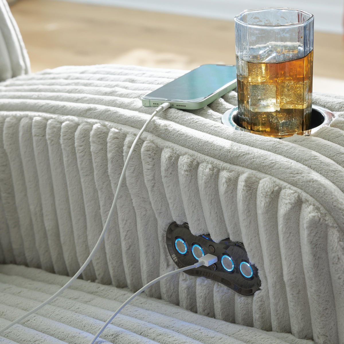 Carvara Power Reclining Sofa - PC6420315