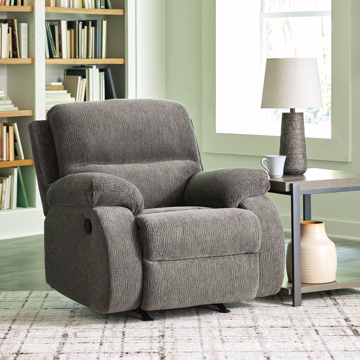 Scranto Recliner - 6650225