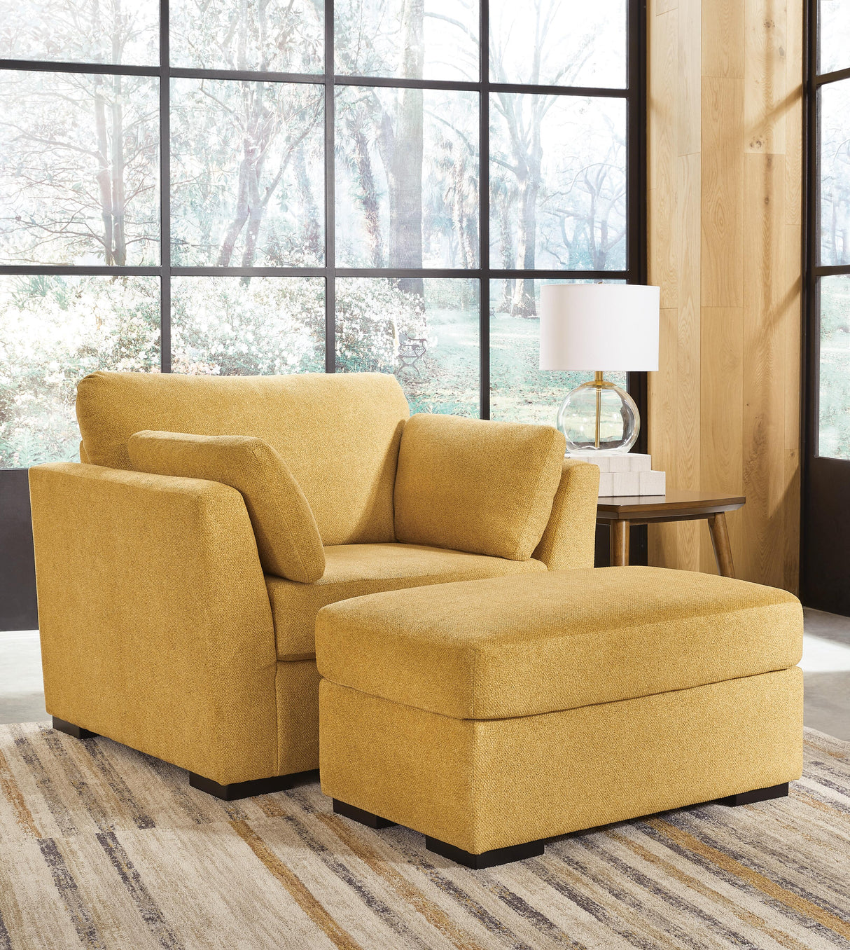 Keerwick Oversized Chair and Ottoman - 67506U2