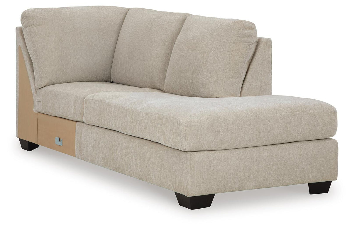 Riverfield Right-Arm Facing Corner Chaise - 7009917