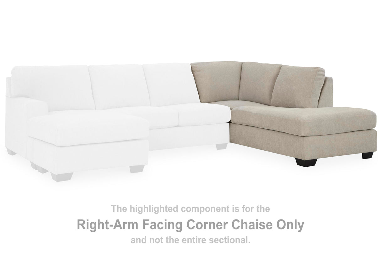 Riverfield Right-Arm Facing Corner Chaise - 7009917