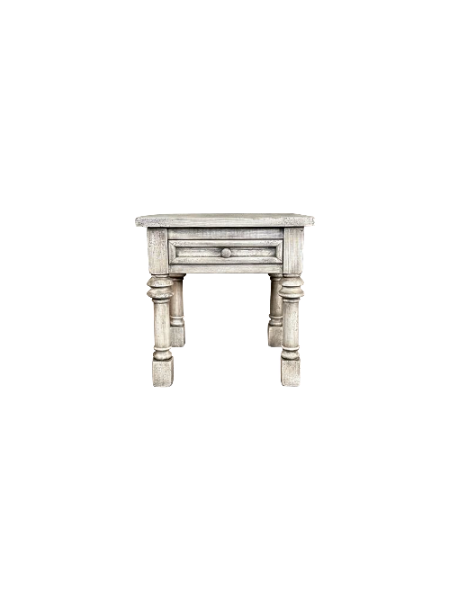 ZVO   ELEANOR   JAMAICA END   TABLE   233 - E2J2