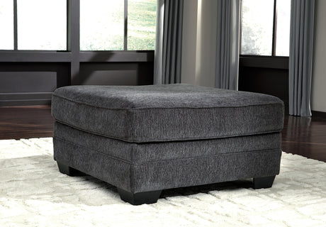 Tracling 3-Piece Sectional with Ottoman - 72600U1