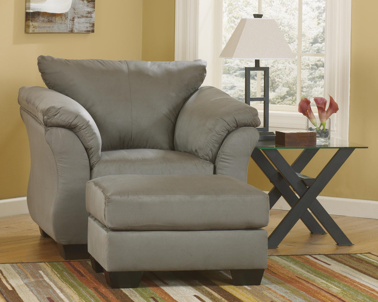Darcy Chair - 7500520