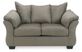 Darcy Loveseat - 7500535