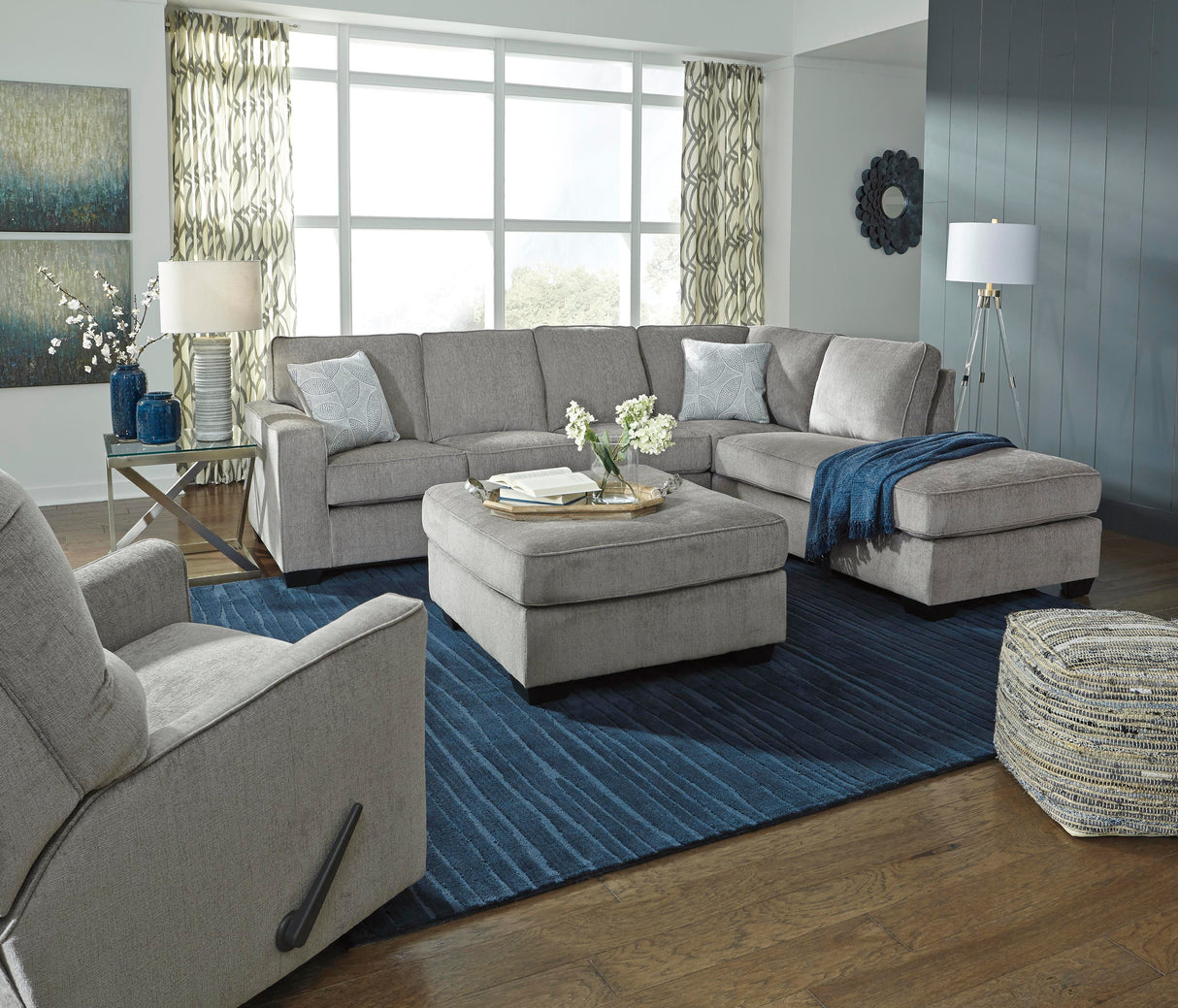 Altari 2-Piece Sectional with Chaise - 87214S2