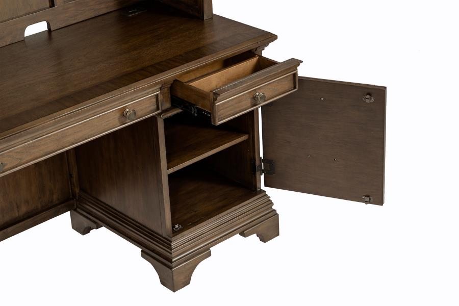 Hartshill 66-inch 5-drawer Credenza with Hutch Burnished Oak - 881283