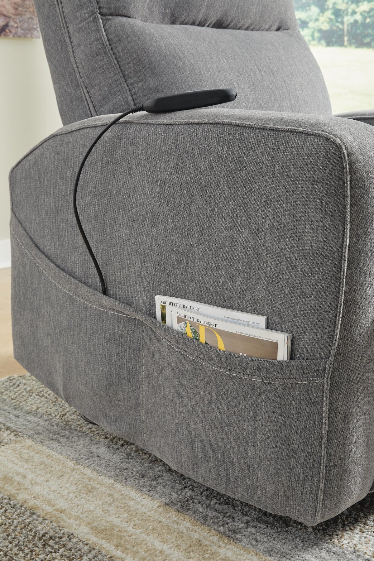 Starganza Power Lift Recliner - 9370412